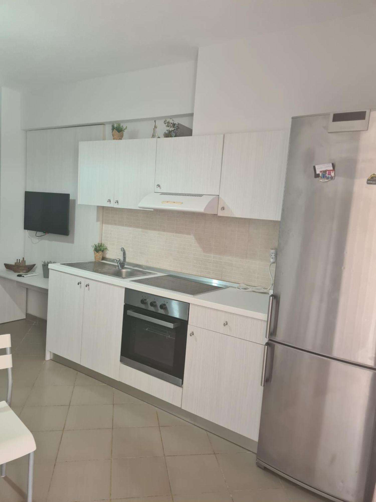 Makis Apartments Touzla Офринио Экстерьер фото