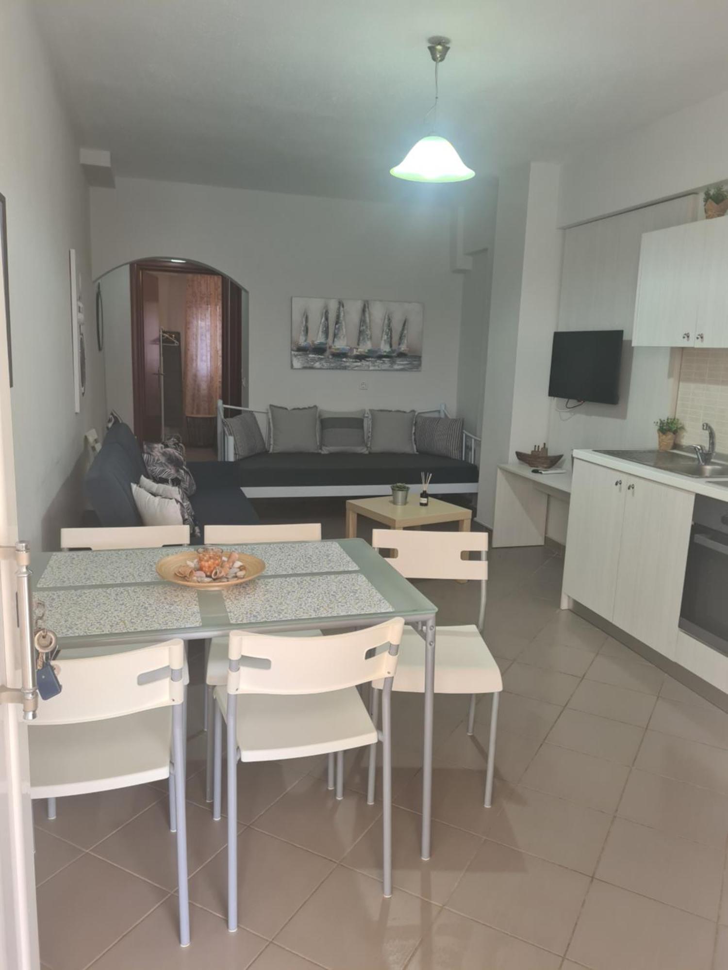 Makis Apartments Touzla Офринио Экстерьер фото